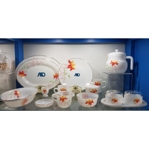 Bộ Bàn Ăn Thủy Tinh 15