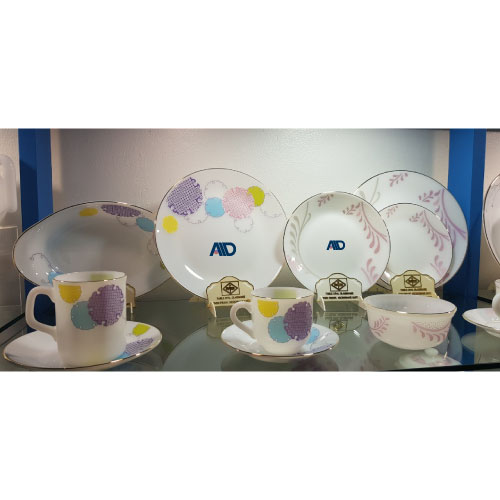 Bộ Bàn Ăn Thủy Tinh 17