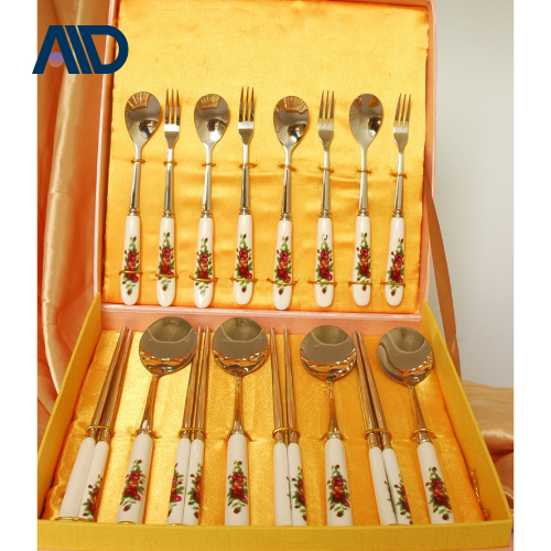 Bộ Muỗng Nĩa 18