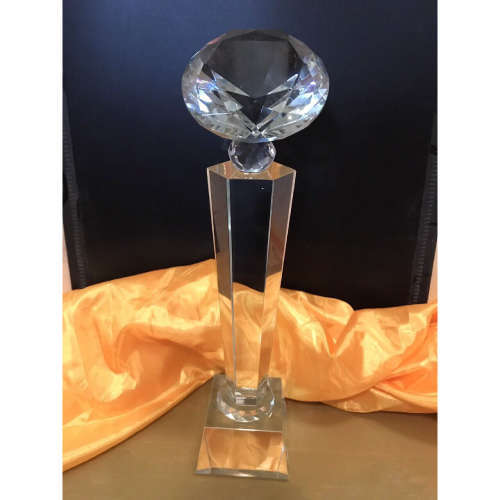 Quà tặng cúp pha lê giá tốt nhất thị trường